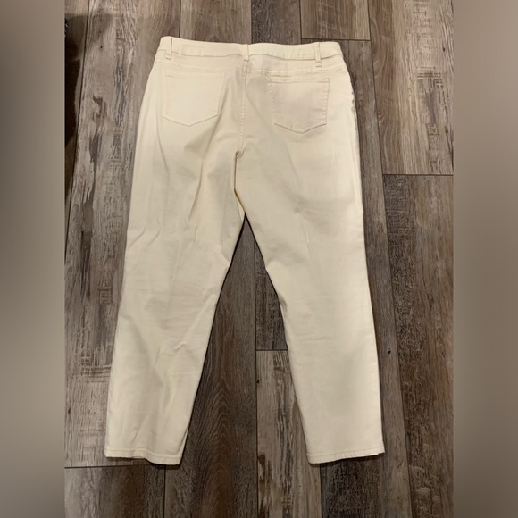 Cream falls creek capris NWOT - Picture 4 of 4